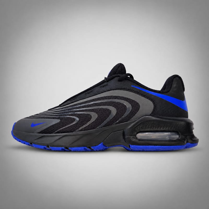 NIKE AURA MAX FIRE