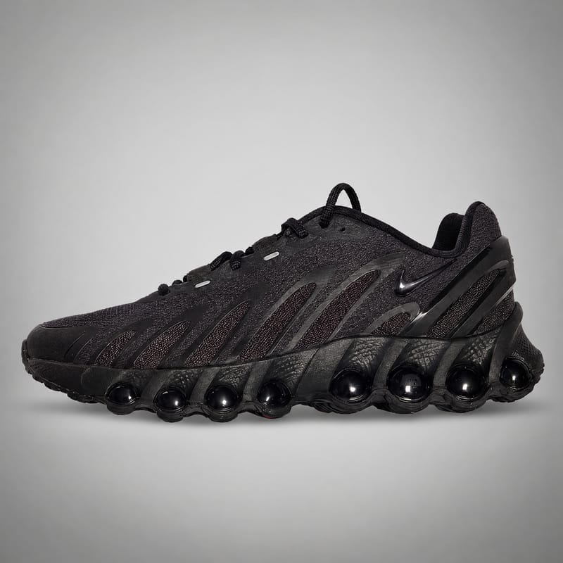 NIKE DN 8